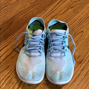 nike flynit running shoes